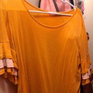 Boutique brand yellow flare sleeves